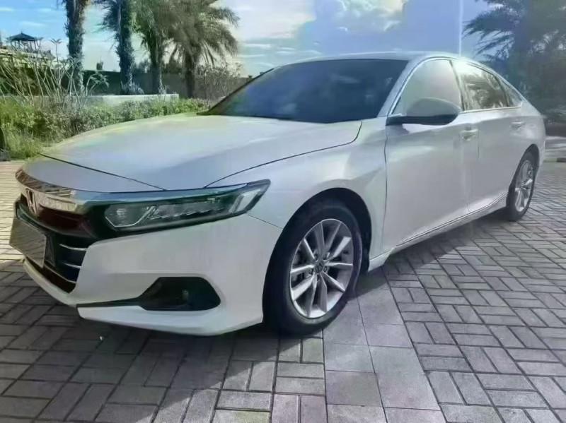 海口23年本田雅阁2