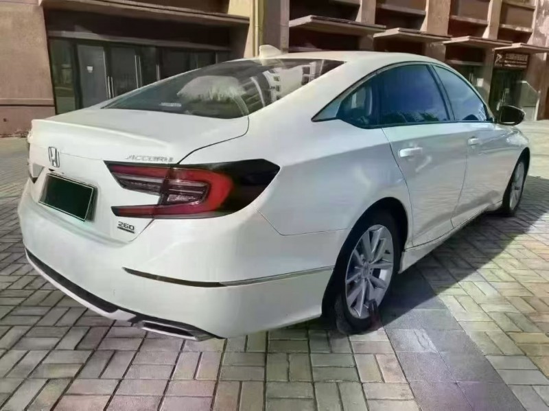 海口23年本田雅阁8