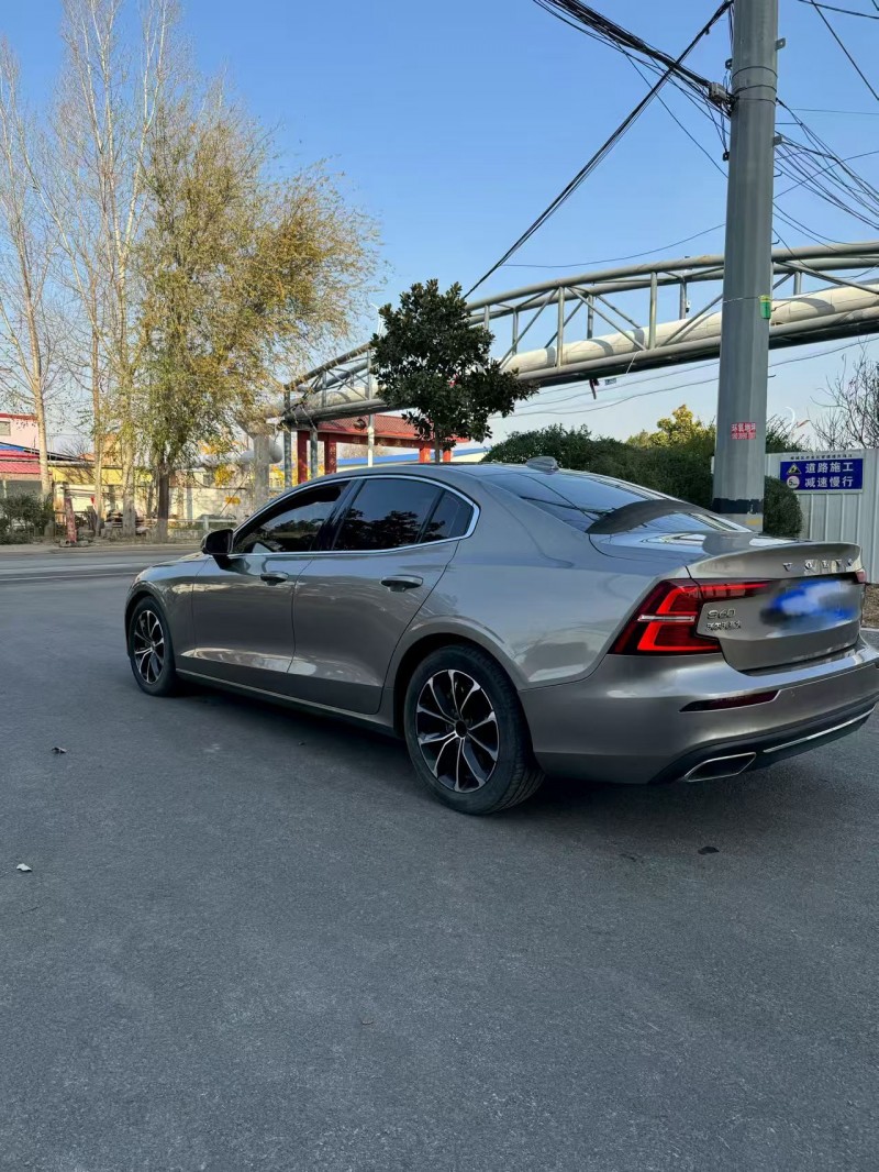 枣庄21年沃尔沃S60L8