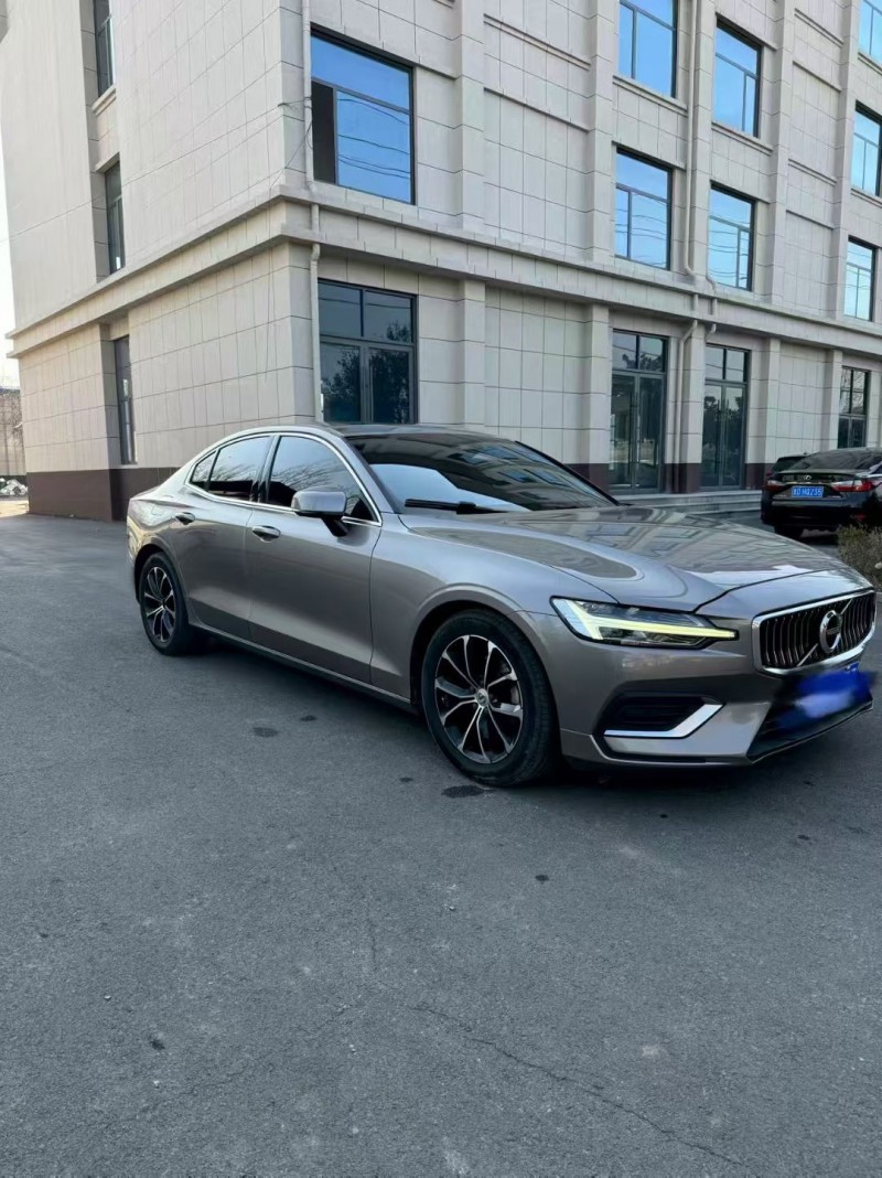 枣庄21年沃尔沃S60L9