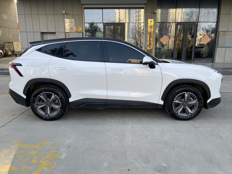 济宁24年奇瑞捷途3