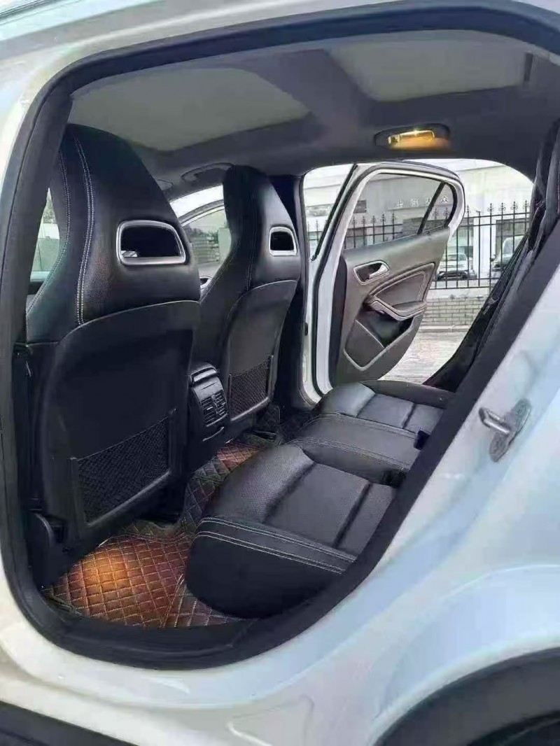 淄博19年奔驰GLA4