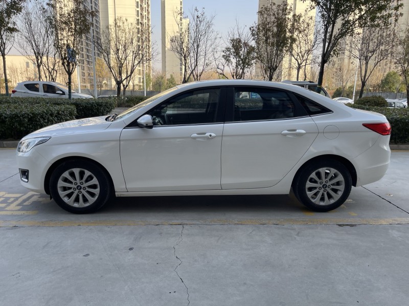 济宁16年福特福睿斯6