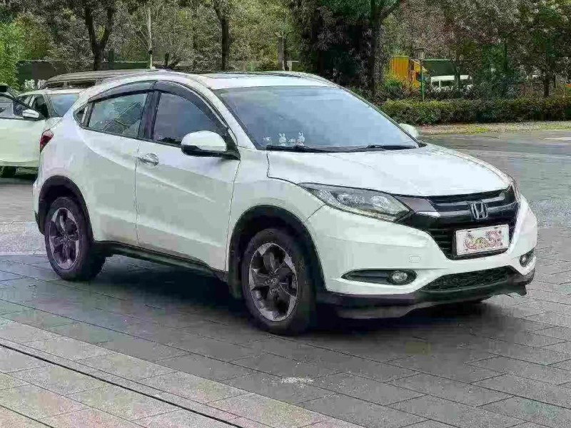 佛山15年本田缤智3