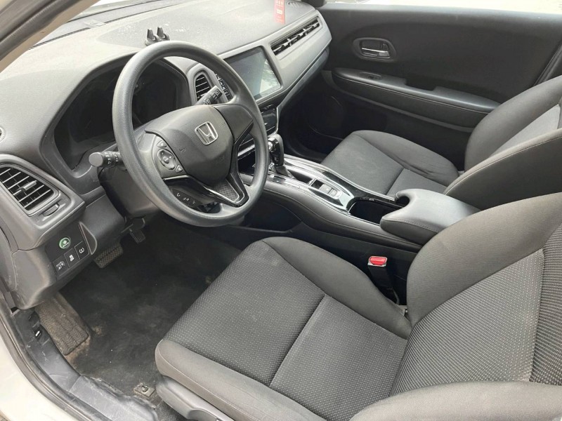 济宁21年本田缤智4