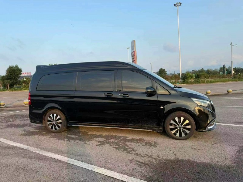 重庆24年奔驰雅升3