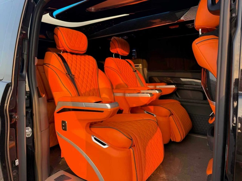 重庆24年奔驰雅升8