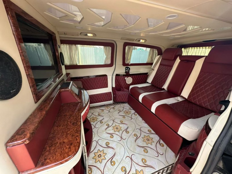 枣庄17年奔驰唯雅诺7