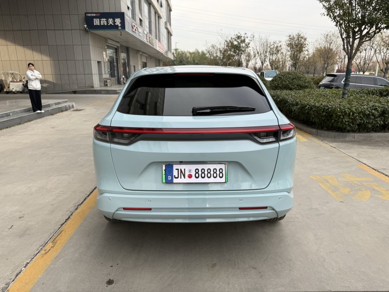 济宁24年本田极湃9