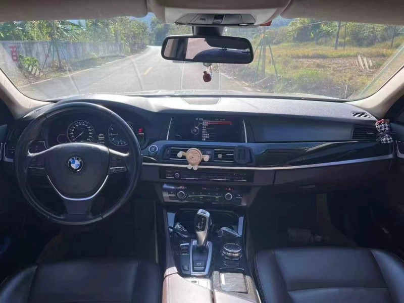 广州17年宝马5系5