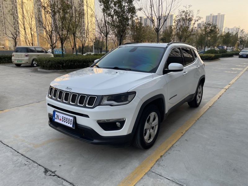 济宁18年Jeep指南者2