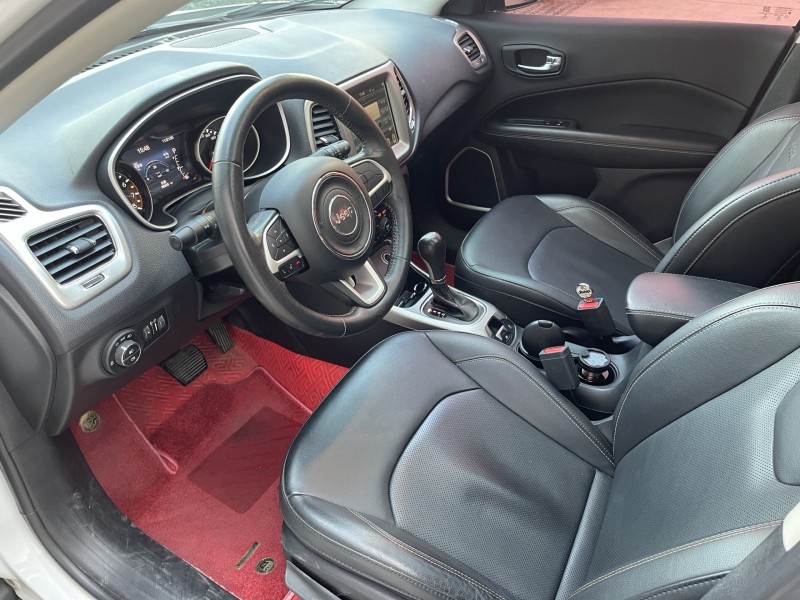 济宁18年Jeep指南者4