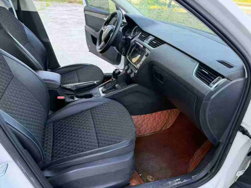 徐州19年斯柯达明锐6