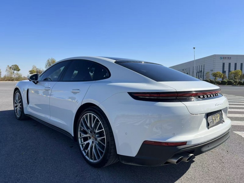 盐城24年保时捷帕拉梅拉9