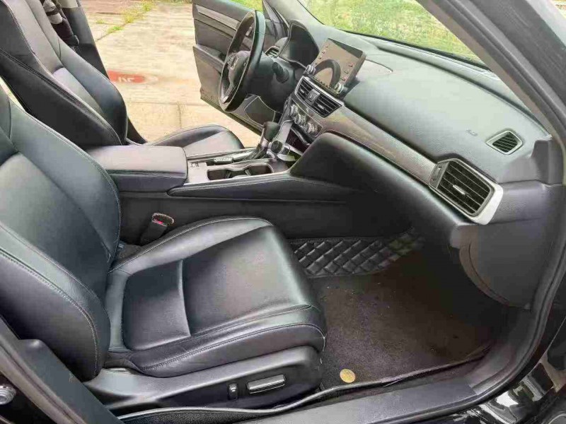 徐州20年本田雅阁6