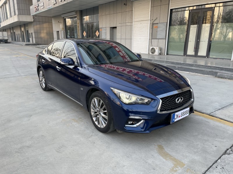 济宁18年英菲尼迪Q50L3