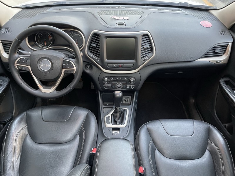 淄博17年Jeep自由光6