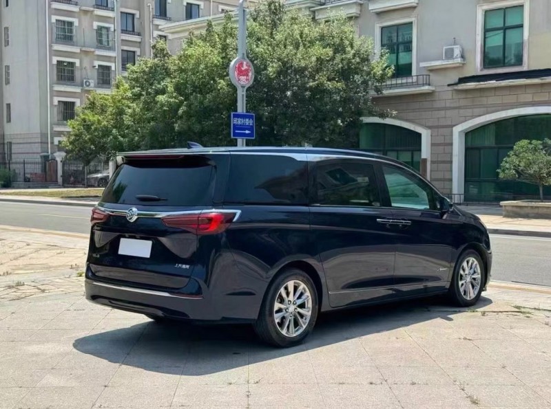 济宁22年别克GL88