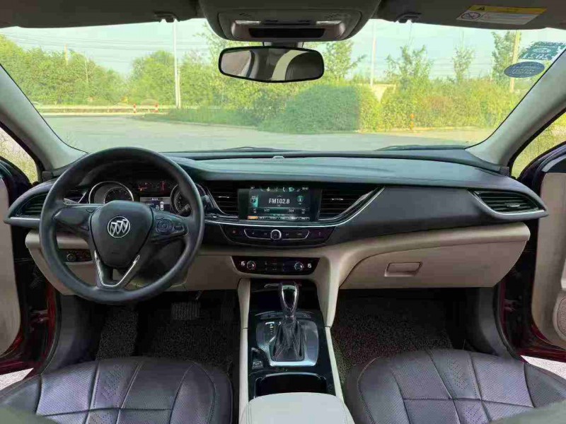 徐州19年别克君威5