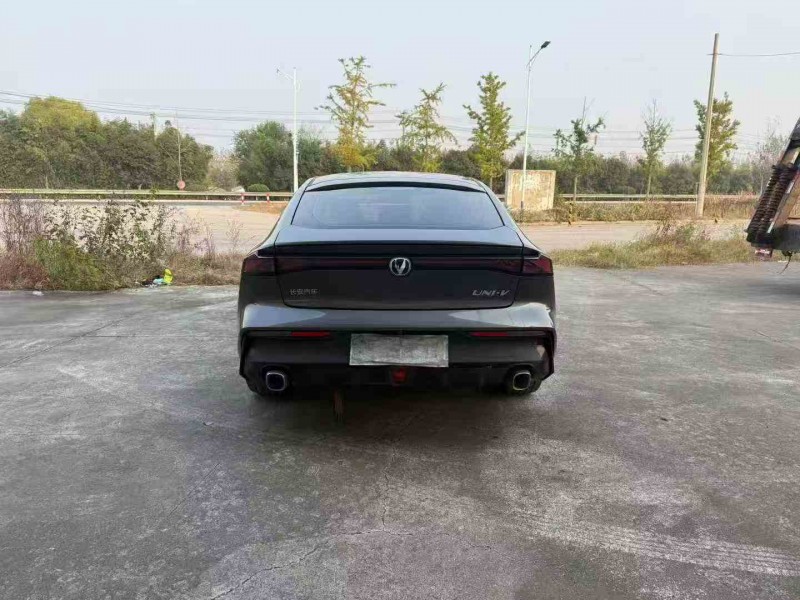 徐州24年长安汽车UNI9