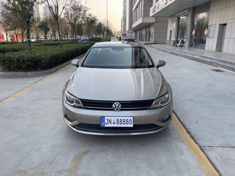 济宁17年大众凌渡1