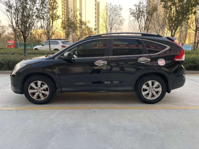 济宁13年本田CRV9