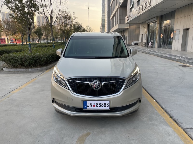 济宁18年别克GL81