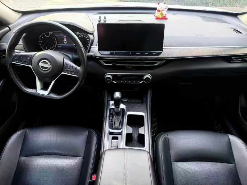 济宁23年日产天籁6