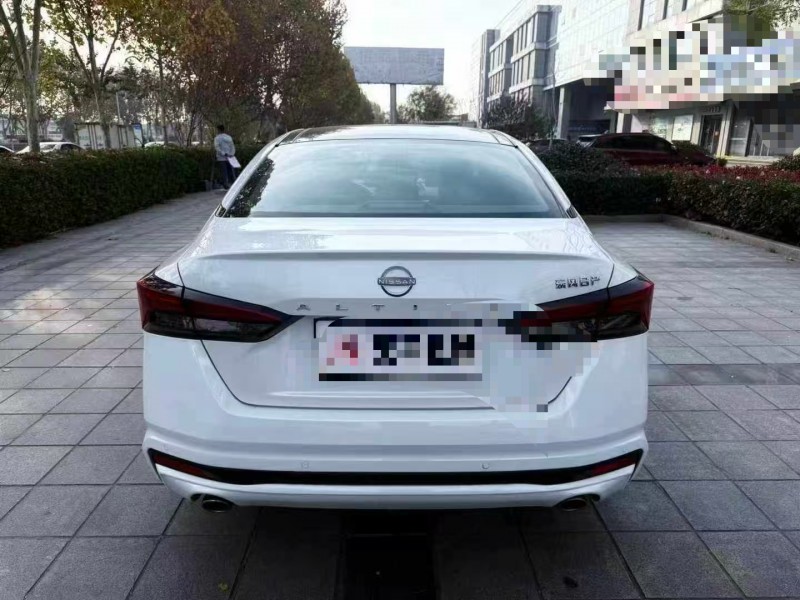 济宁23年日产天籁9