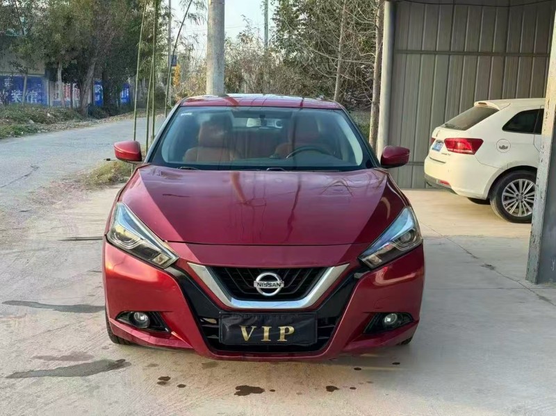 鹤壁15年日产蓝鸟1