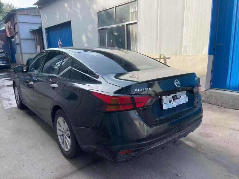 潍坊21年日产天籁8