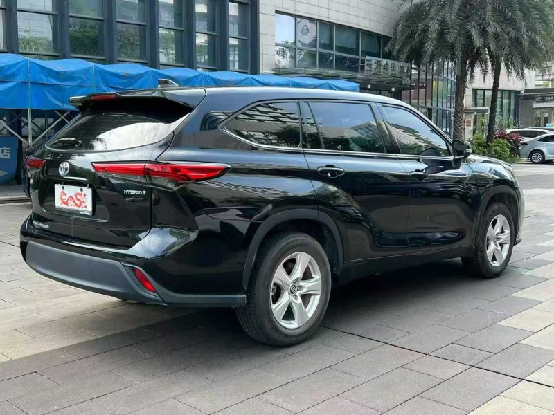 佛山23年丰田汉兰达4