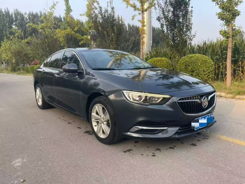 济宁20年别克君威2