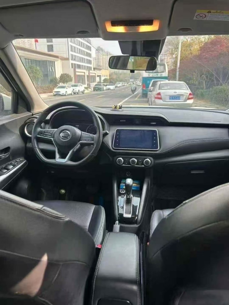 济宁21年日产劲客7