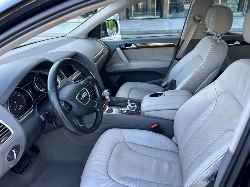 北京14年奥迪Q73