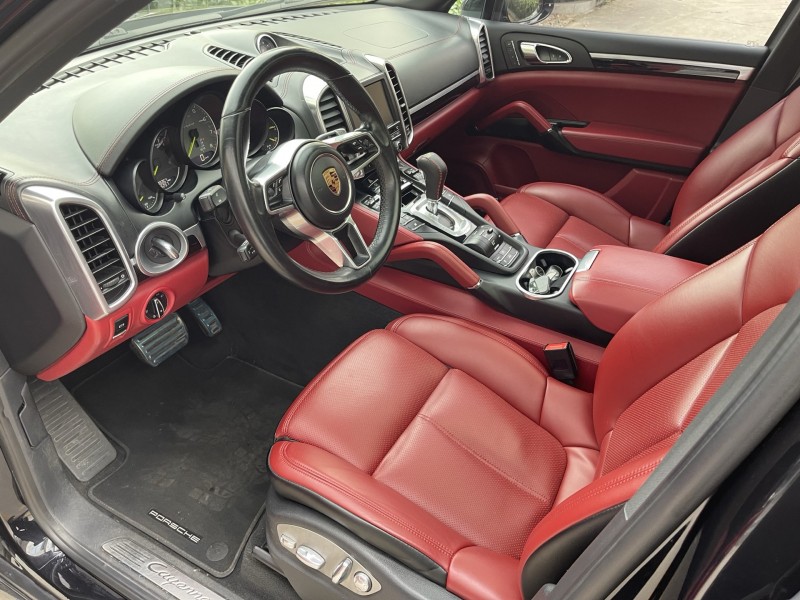 济宁16年保时捷卡宴7