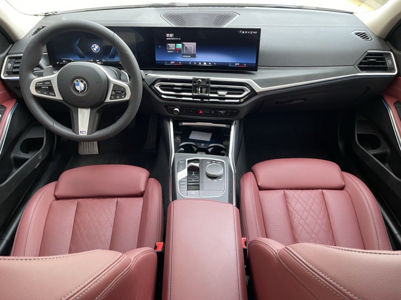 济宁24年宝马3系3