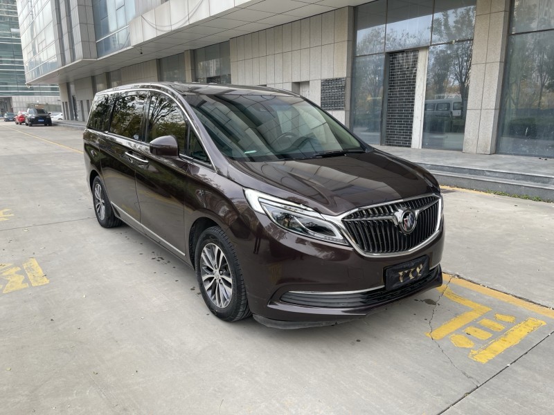 济宁19年别克GL82