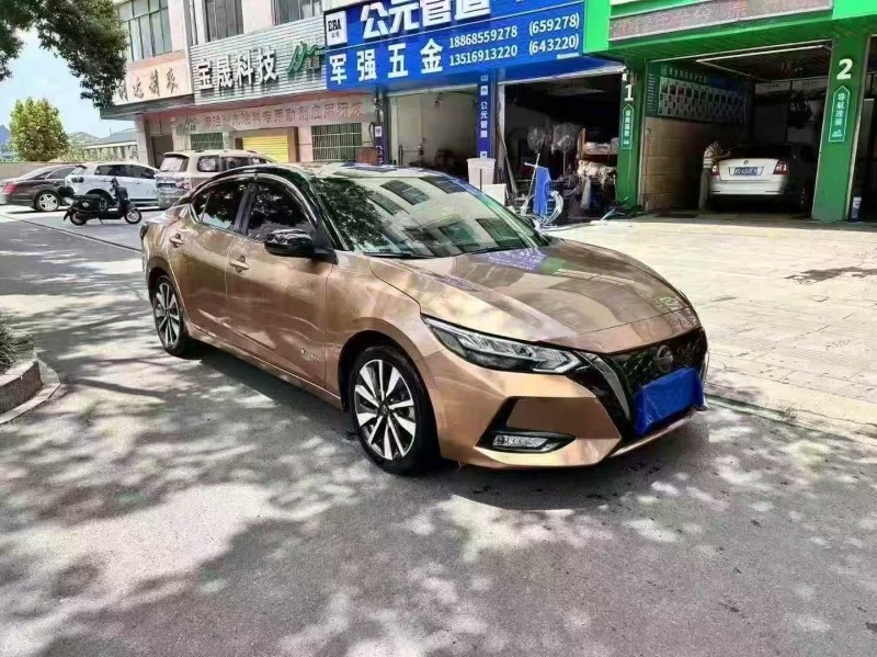 济宁22年日产轩逸2