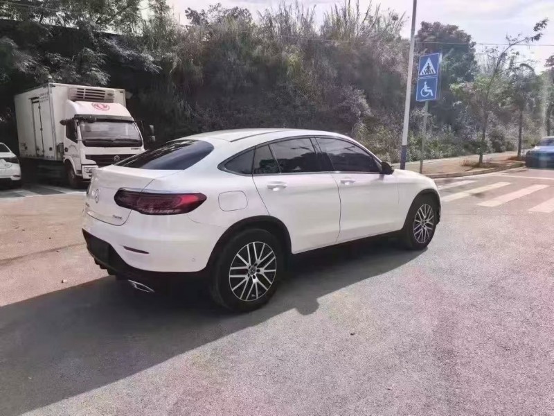 广州23年奔驰GLC8