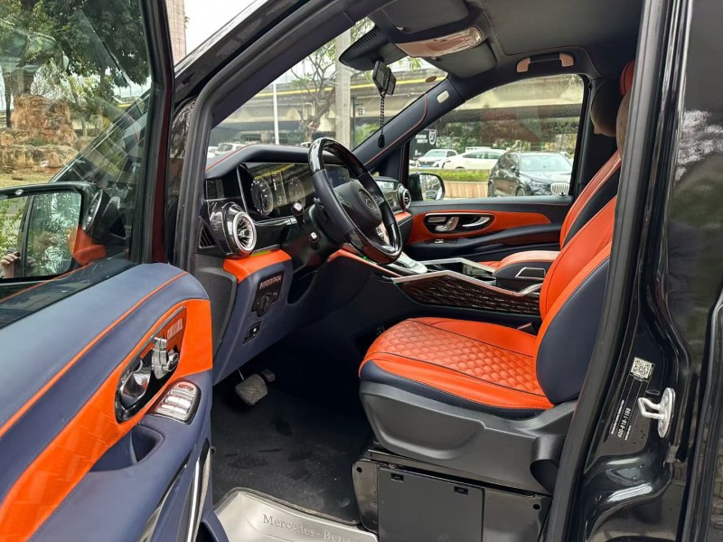 东莞23年奔驰威霆6