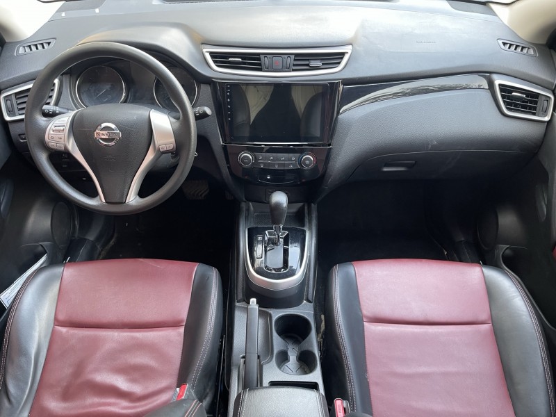 济宁18年日产逍客5