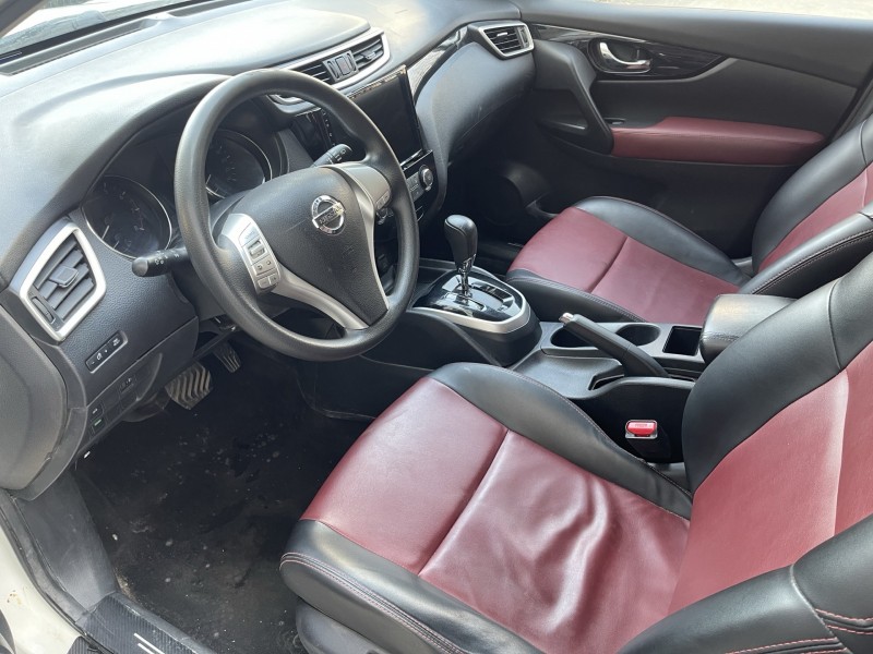 济宁18年日产逍客7