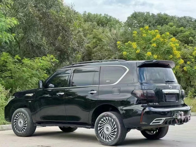 汕头19年日产途乐7