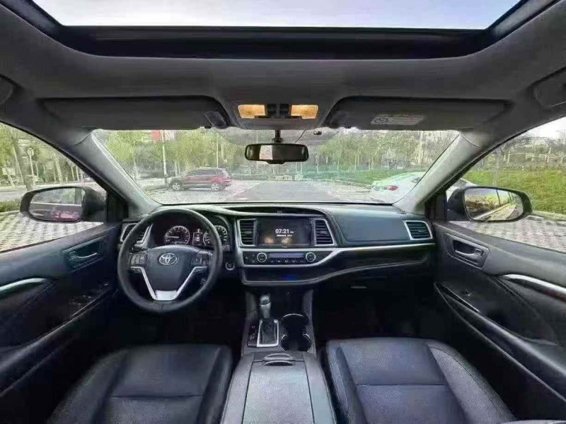 许昌16年丰田汉兰达8