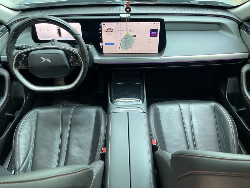 济宁23年小鹏汽车p76