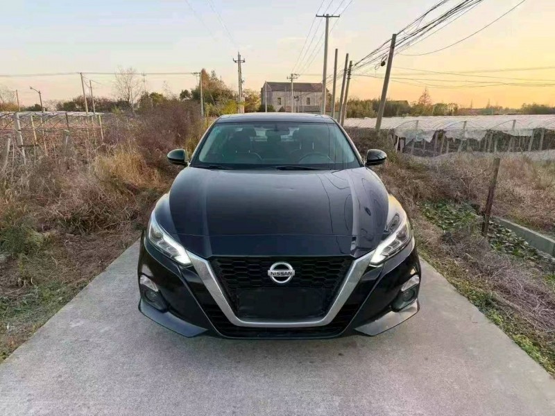 台州20年日产天籁1