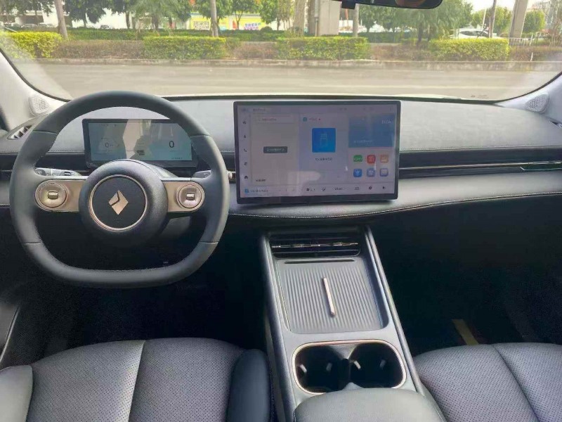 厦门25年宝骏云海4