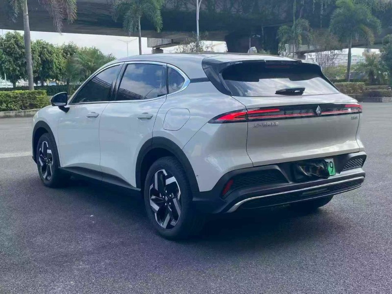 厦门25年宝骏云海9