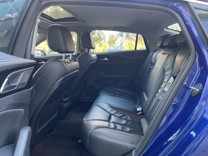 济宁20年红旗H53